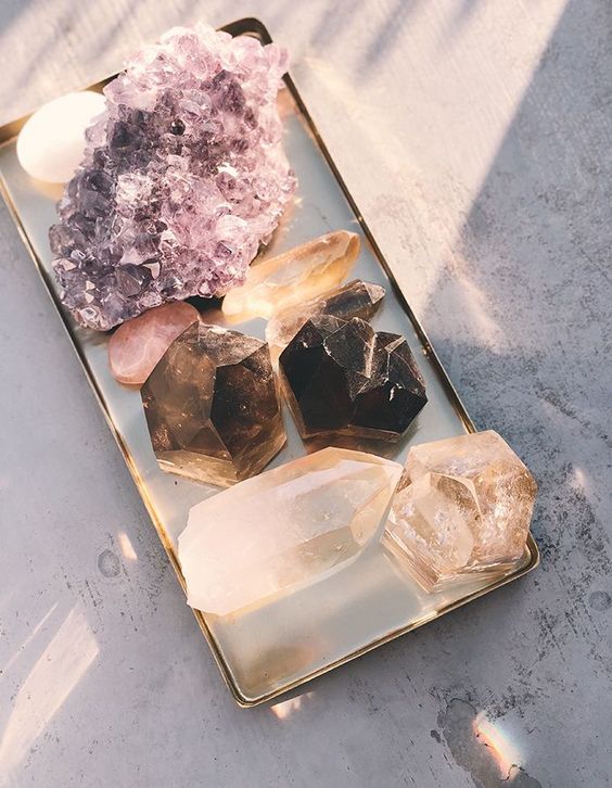 8 Crystals to Unlock Your Wealth Consciousness
